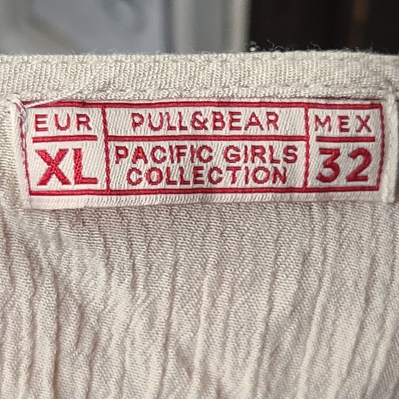 Pull and bear crop top - Picture 3 of 3